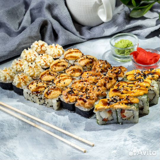 Рабочий, работающий бизнес, франшиза