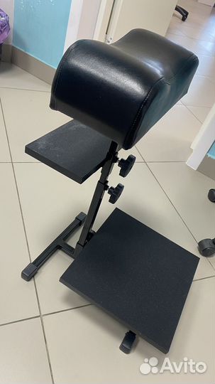 Подношка под педекюр