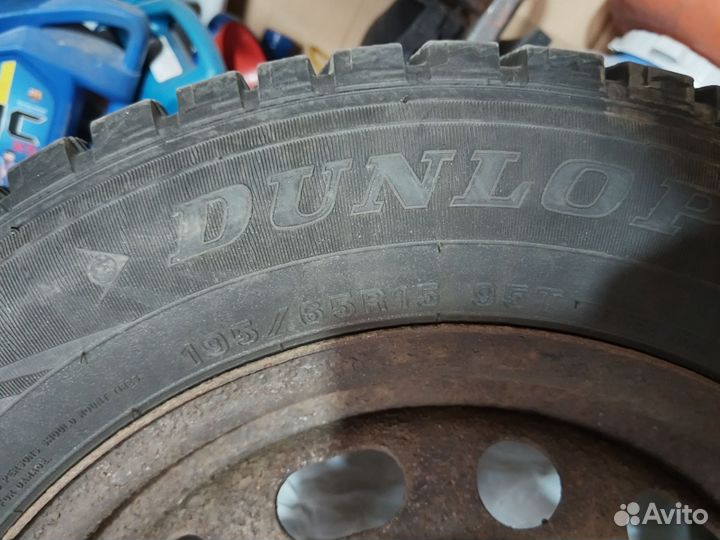 Dunlop SP Winter Ice02 195/65 R15 T