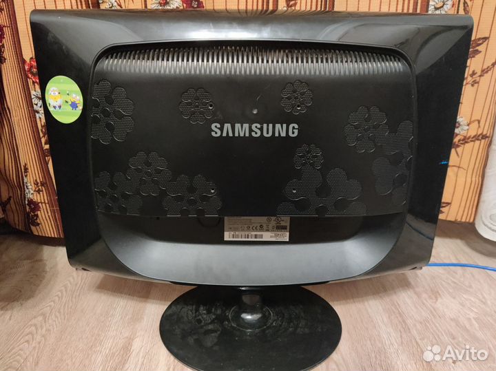 Монитор Samsung 22 дюйма