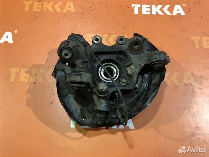 Кулак поворотный задний правый бмв Х3 F25 Ф25