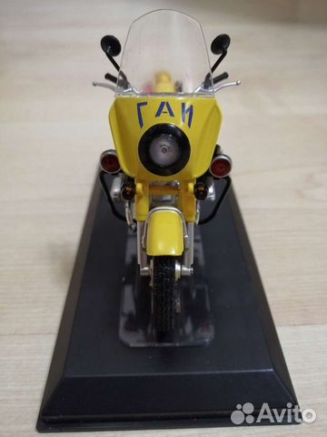 Модель мотоцикла урал 1:18