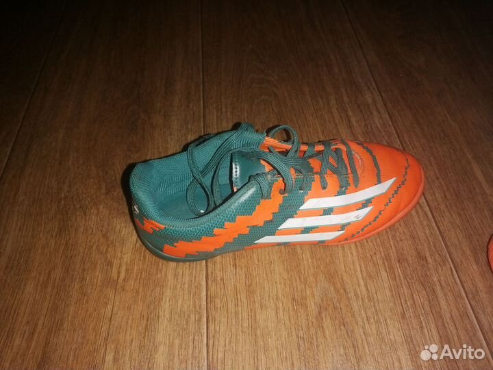 Футзалки adidas 37,5