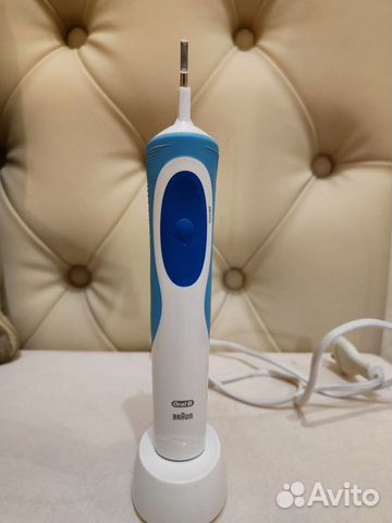 Зубная щетка oral b