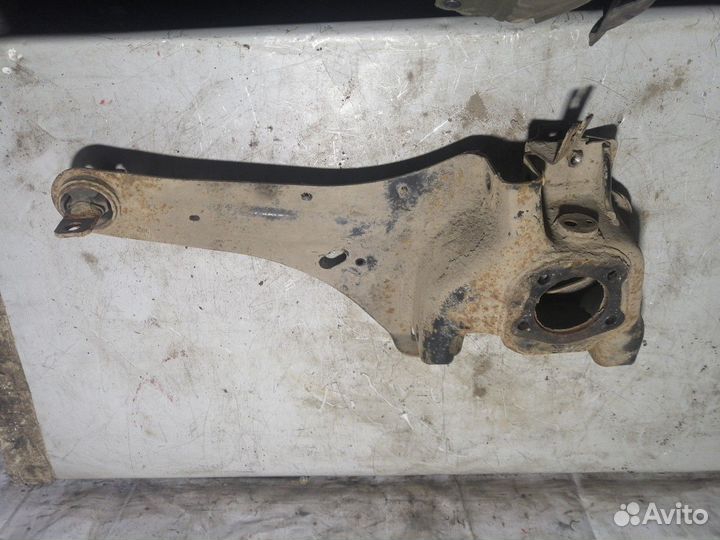 Рычаг подвески задний левый (Mazda CX-7)