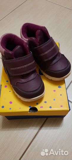 Ботинки для девочки