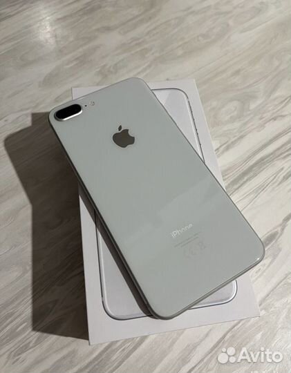 iPhone 8 Plus, 64 ГБ