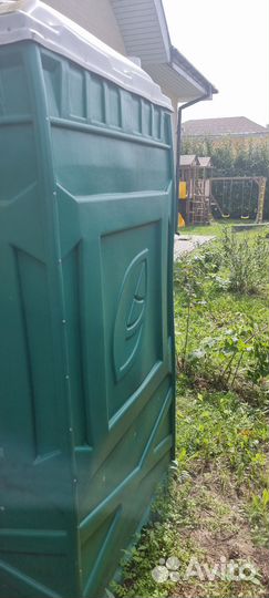 Туалетная кабина пластиковая