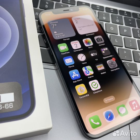 iPhone 12, 64 ГБ