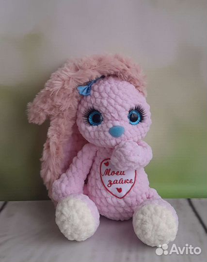 Мягкая игрушка зайка вязаная