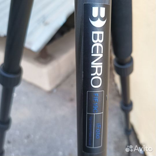 Карбоновый фотоштатив +монопод 2в1 benro FIF19C