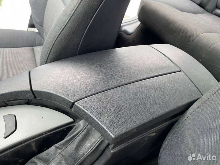 Консоль салона (кулисная часть) BMW 5 E60/E61