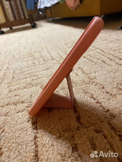 Чехол на iPhone 11