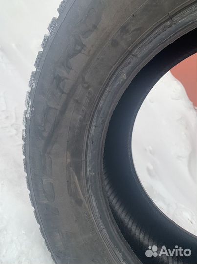 Pirelli Ice Zero 285/60 R18