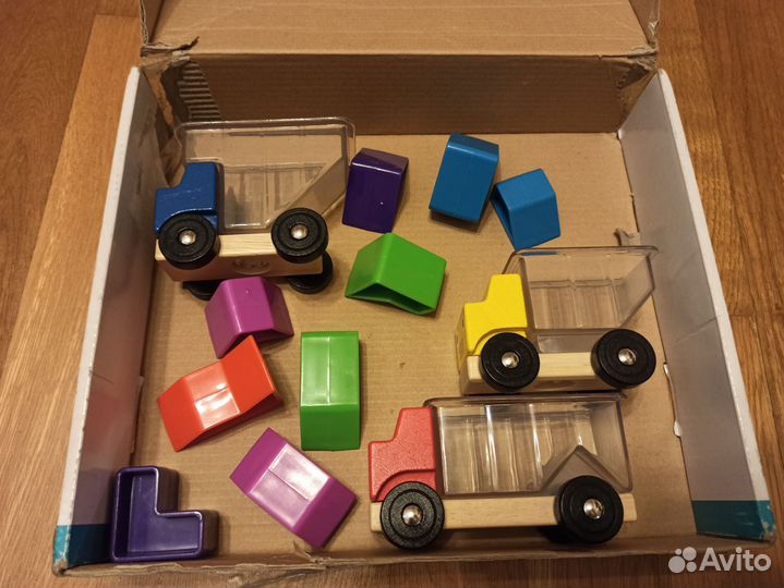 Грузовички 3 Bondibon настольная игра