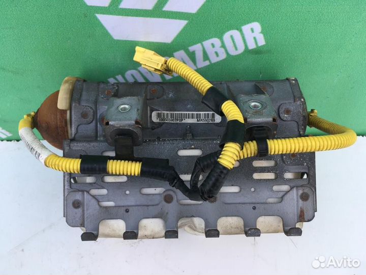 Подушка безопасности пассажирская Митсубиси Гала