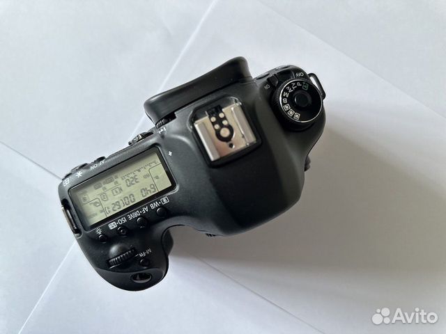 Зеркальный фотоаппарат Canon 5d Mark III объявление продам