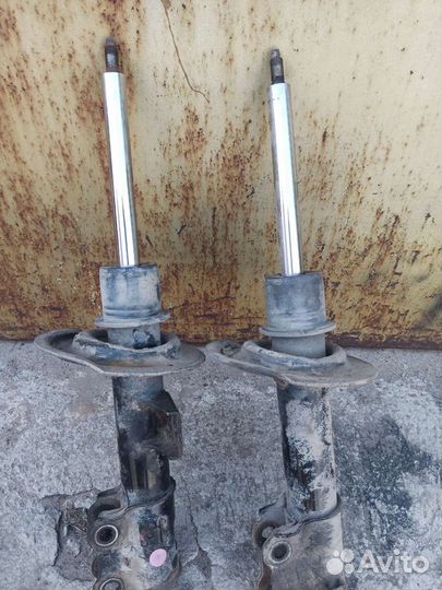 Киа Сид 2Амортизаторы