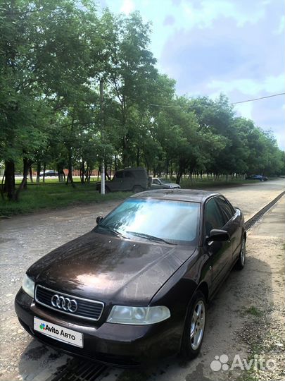 Audi A4 2.6 МТ, 1997, 415 061 км