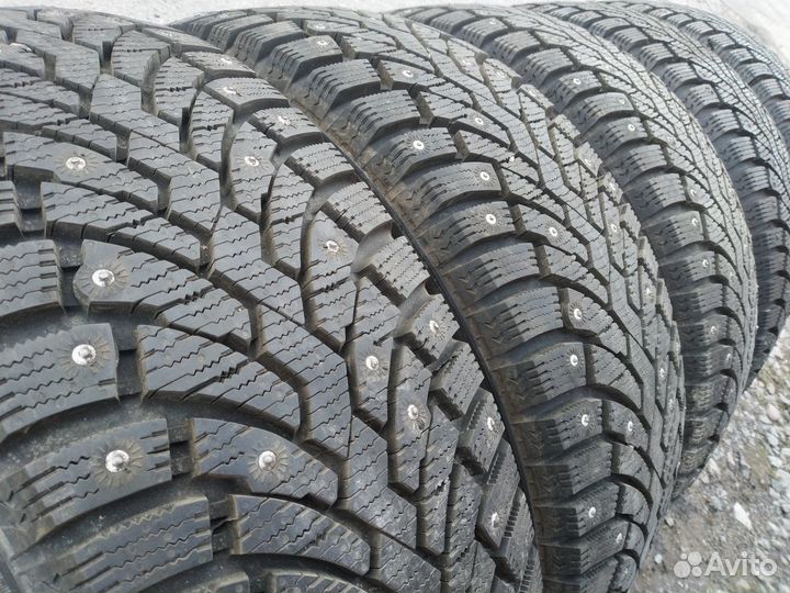 Pirelli Formula Ice 205/60 R16