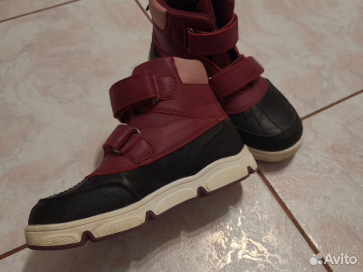 Ботинки демисезонные для девочки 31 размер