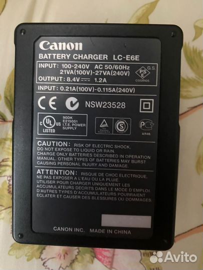 Зарядник Canon LC-E6E оригинал