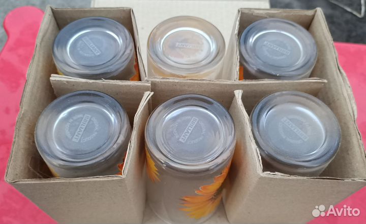 Стаканы, бокалы, рюмки