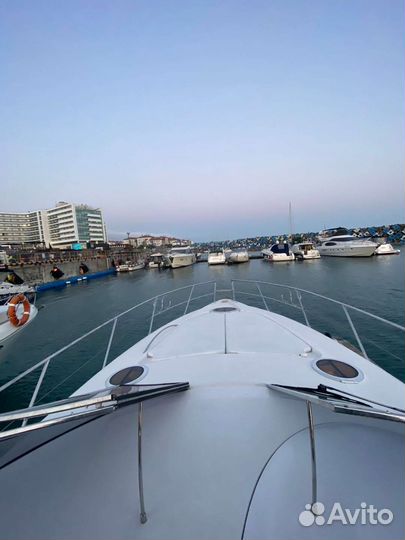 Аренда, прогулки на катерах и яхтах