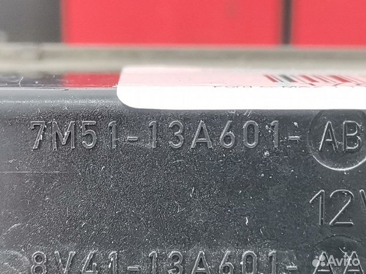 Фонарь для Ford C-MAX 1