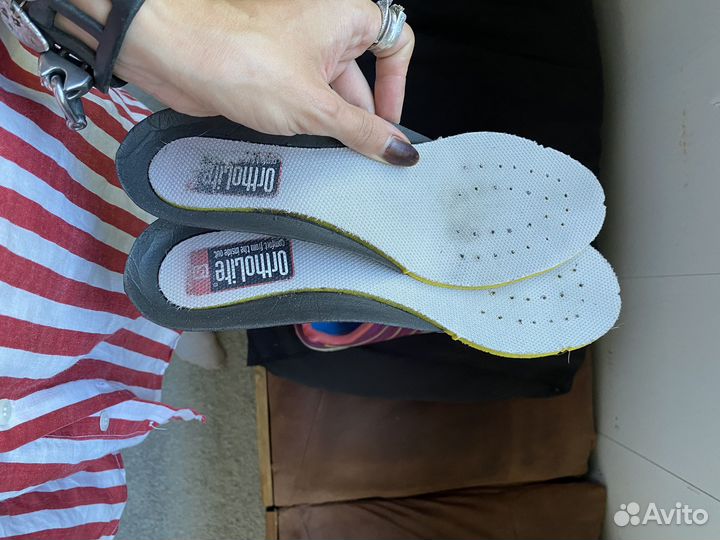 Кроссовки salomon 39