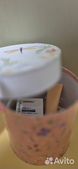 Коробочка с кремом