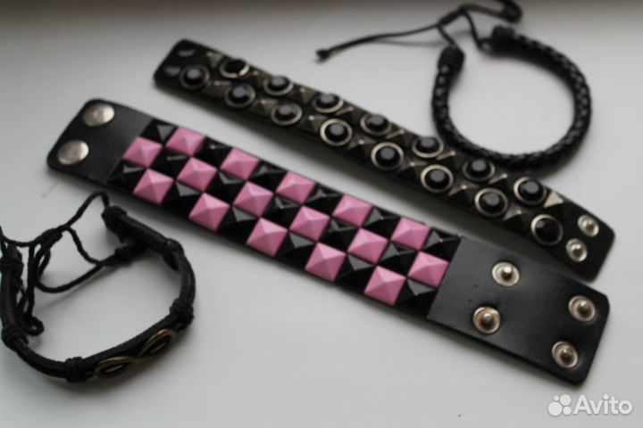 Набор браслетов девичьи