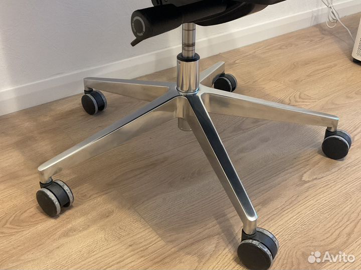 Компьютерное кресло norden Партнер