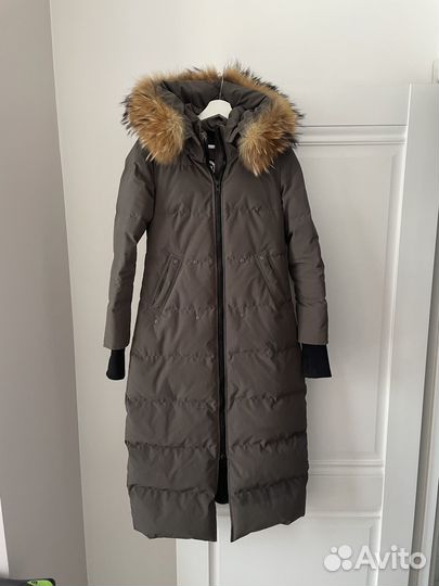 Пуховик canada goose женский