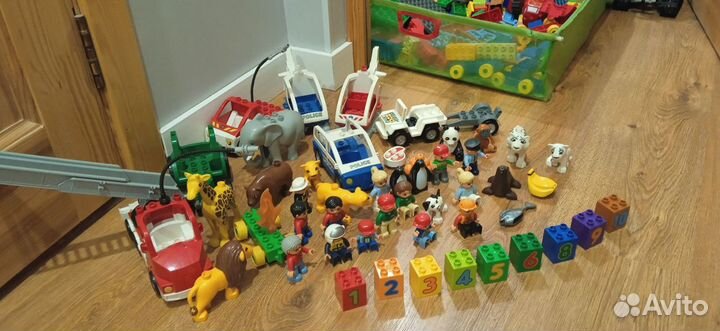 Lego duplo коробкой из разных наборов