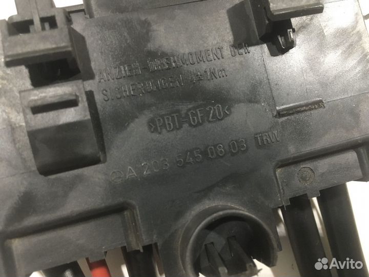 Блок предохранителей Mercedes C W203