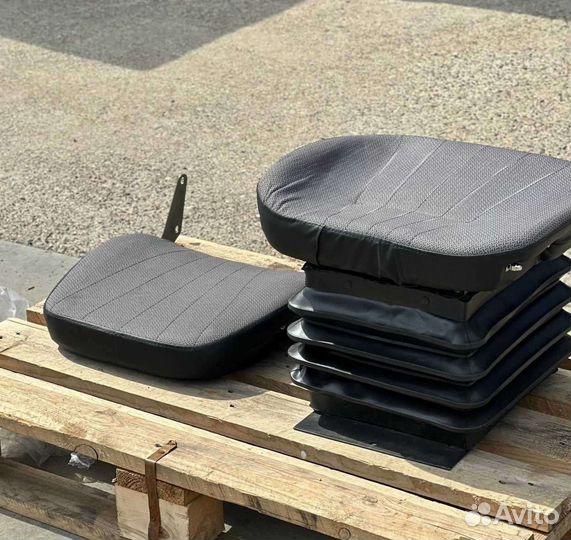 Сиденье 80В-6800000 мтз в сборе