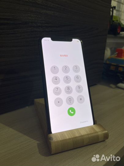 iPhone X, 64 ГБ
