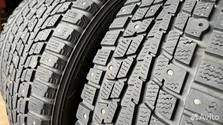 Dunlop SP Winter Ice 01 205/60 R16