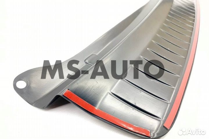 Защита заднего бампера