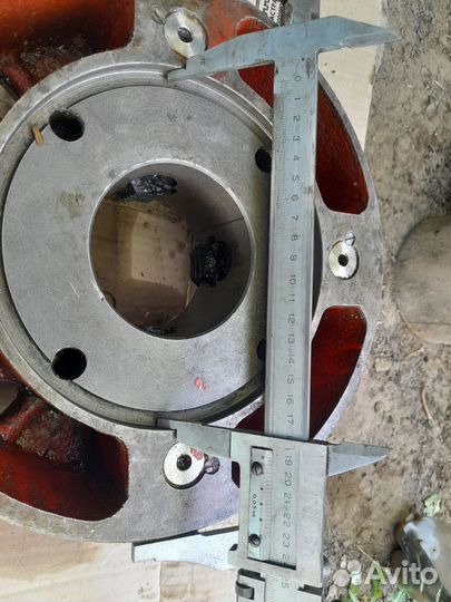 Токарный патрон 320