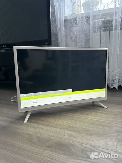 Телевизор Dexp 24hkn1/w. Led. Новый