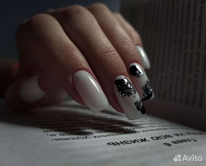 Услуги маникюра и педикюра на дому