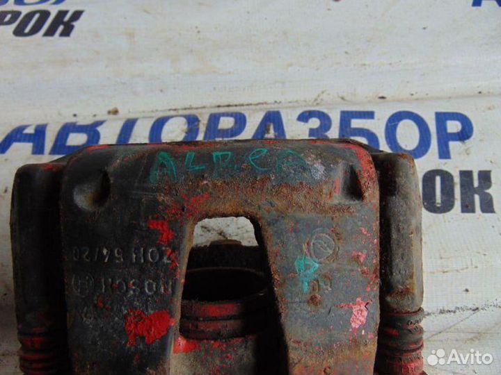 Суппорт тормозной передний правый Fiat Albea