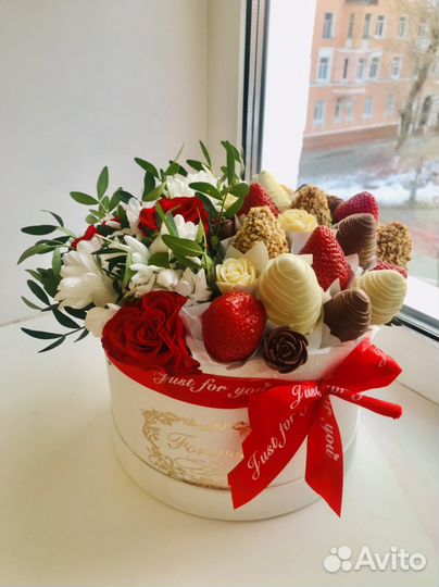 Букет с клубникой в шоколаде