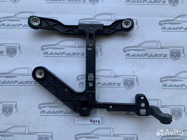 Кронштейн крепления птф правый