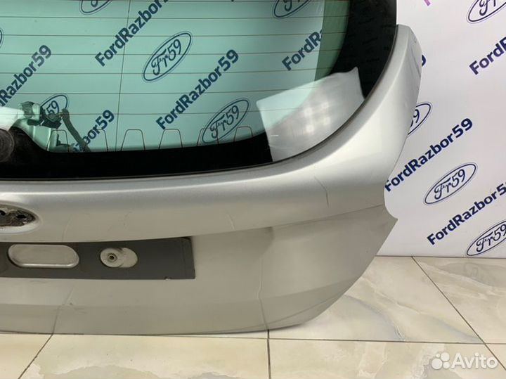 Крышка багажника Ford Focus 3 CB8 2015-2019