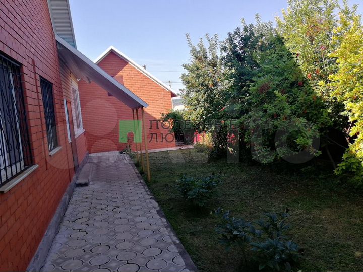 Дом 132,3 м² на участке 12,5 сот.