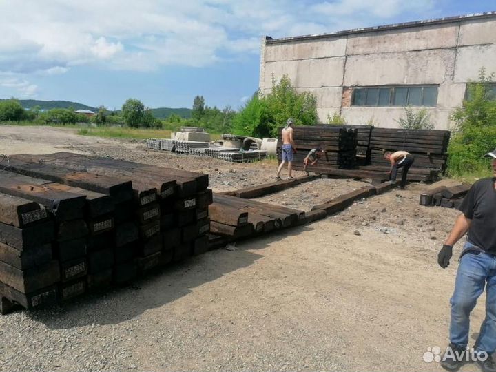 Деревянные шпалы (бревна)