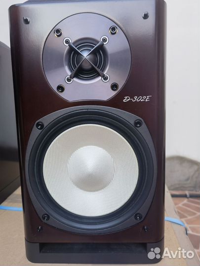 Колонки Onkyo D-302e